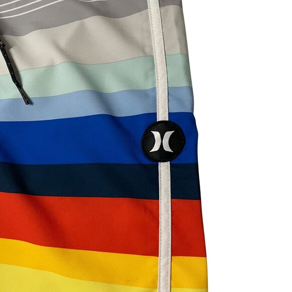 Hurley Men's‎ Swim Shorts size 29 Phantom Striped Drawstring Side Pocket Beach - Picture 2 of 9